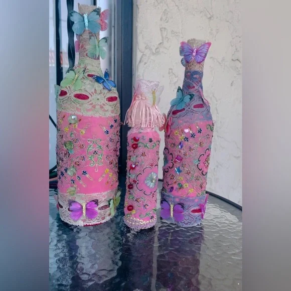 Hand Crafted The Butterfly Garden Gypsy Bottle Set - Picture 1 of 5